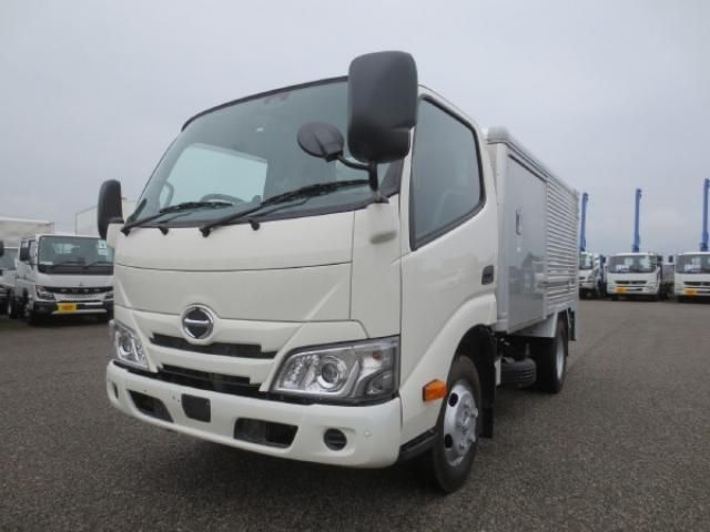 HINO DUTRO 2020 Image 31