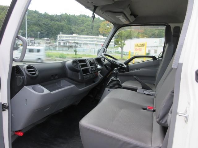 HINO DUTRO 2020 Image 31
