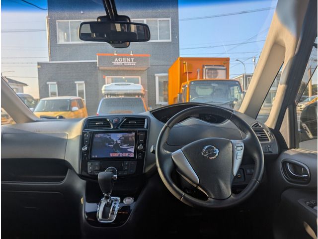 NISSAN SERENA  S-HYBRID 2015 Image 31