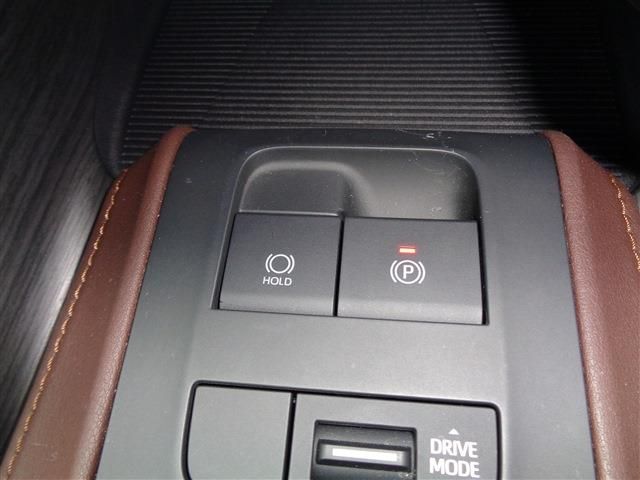 TOYOTA HARRIER 2WD 2023 Image 31