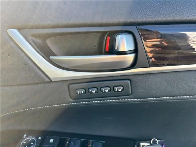 TOYOTA LEXUS GS300H 2015 Image 31