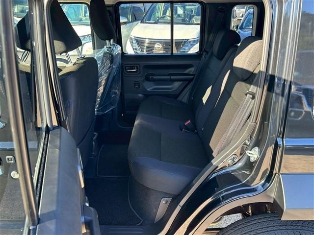 SUZUKI JIMNY NOMADE 2025 Image 31