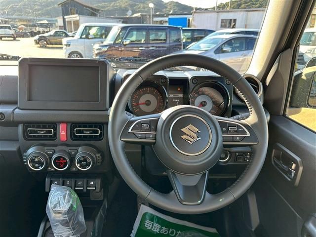 SUZUKI JIMNY NOMADE 2025 Image 31