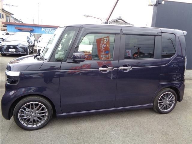 HONDA N BOX CUSTOM 2024 Image 31