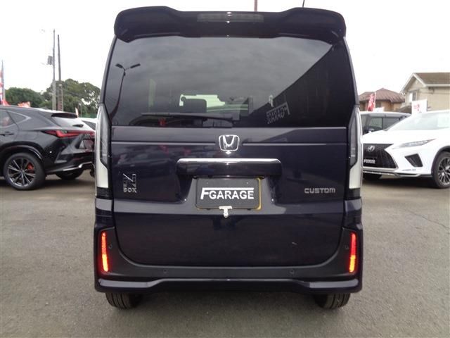 HONDA N BOX CUSTOM 2024 Image 31
