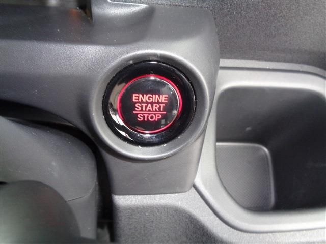 HONDA N BOX CUSTOM 2024 Image 31