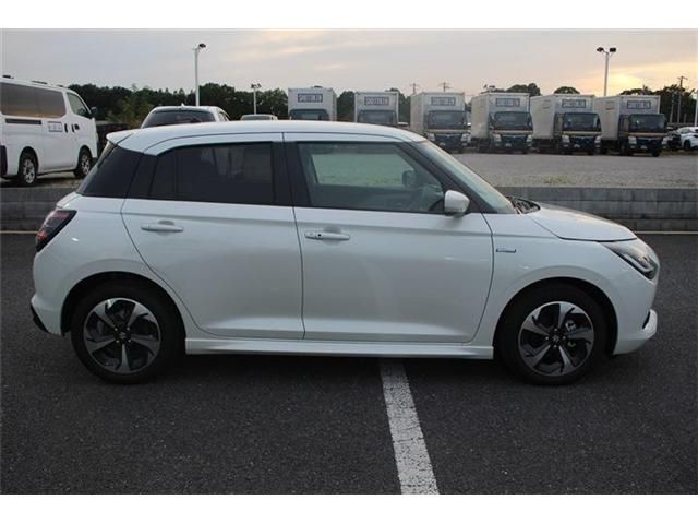 SUZUKI SWIFT 2023 Image 31