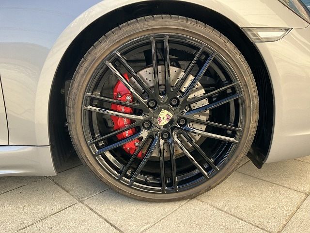 PORSCHE 718BOXSTER 2020 Image 31