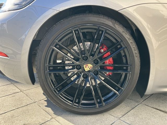 PORSCHE 718BOXSTER 2020 Image 31