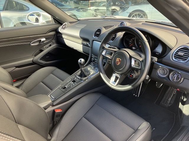 PORSCHE 718BOXSTER 2020 Image 31