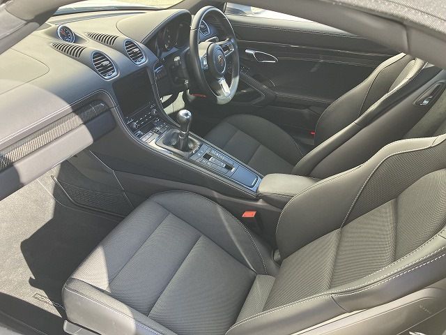 PORSCHE 718BOXSTER 2020 Image 31