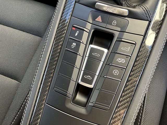 PORSCHE 718BOXSTER 2020 Image 31