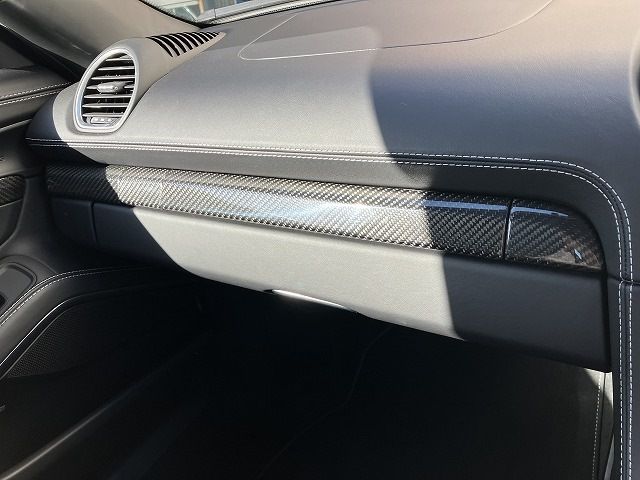 PORSCHE 718BOXSTER 2020 Image 31