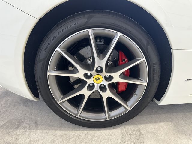 FERRARI CALIFORNIA 3 2013 Image 31