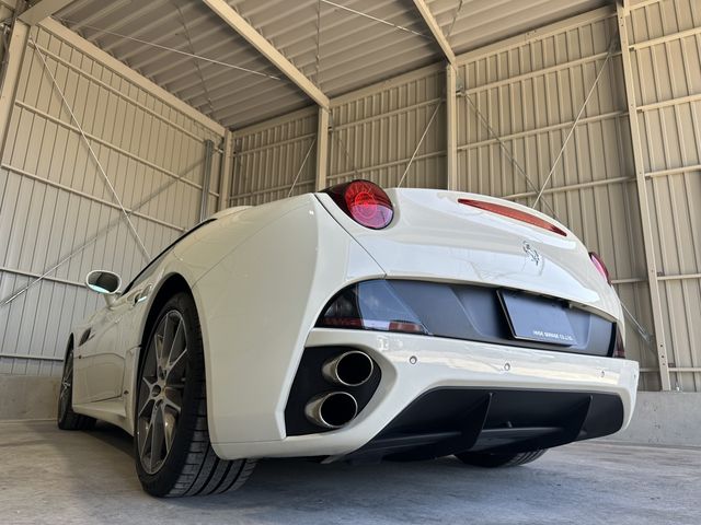 FERRARI CALIFORNIA 3 2013 Image 31