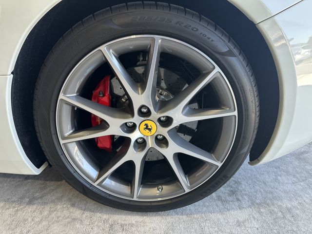 FERRARI CALIFORNIA 3 2013 Image 31