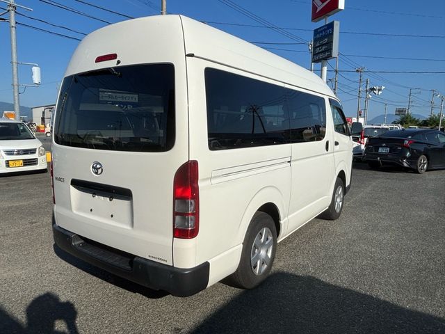 TOYOTA HIACE VAN 4WD 2021 Image 31