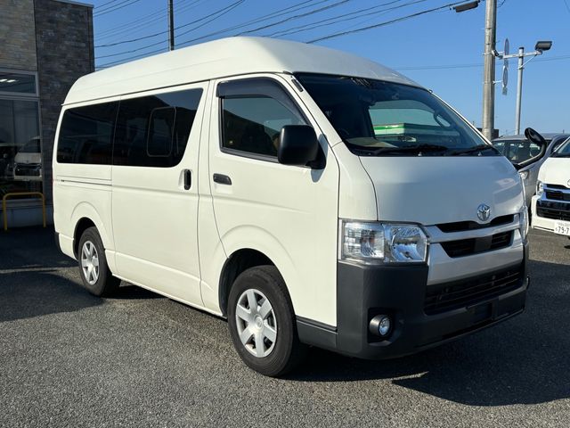 TOYOTA HIACE VAN 4WD 2021 Image 31