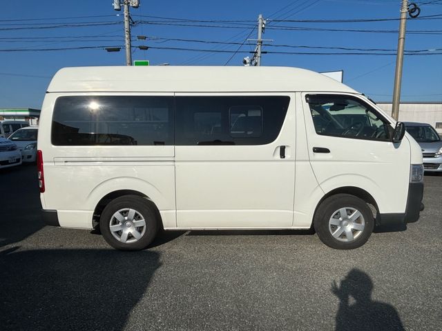 TOYOTA HIACE VAN 4WD 2021 Image 31