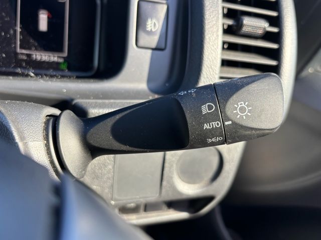 TOYOTA HIACE VAN 4WD 2021 Image 31