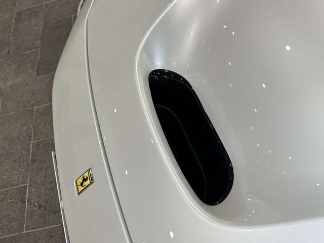 FERRARI F8 TRIBUTO 2021 Image 31