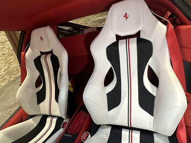 FERRARI F8 TRIBUTO 2021 Image 31