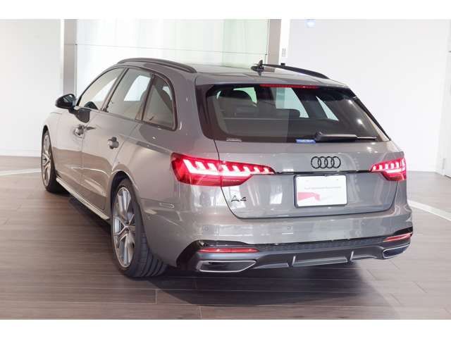 AUDI A4 AVANT 2023 Image 31