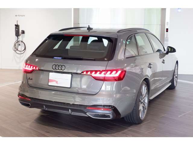 AUDI A4 AVANT 2023 Image 31