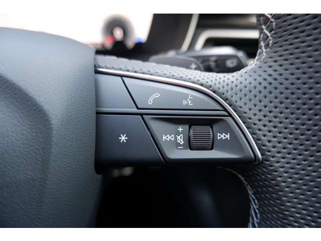 AUDI A4 AVANT 2023 Image 31