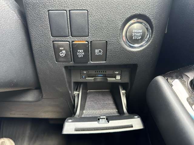 TOYOTA ALPHARD 2018 Image 31