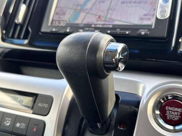 HONDA N-WGN CUSTOM 2015 Image 31