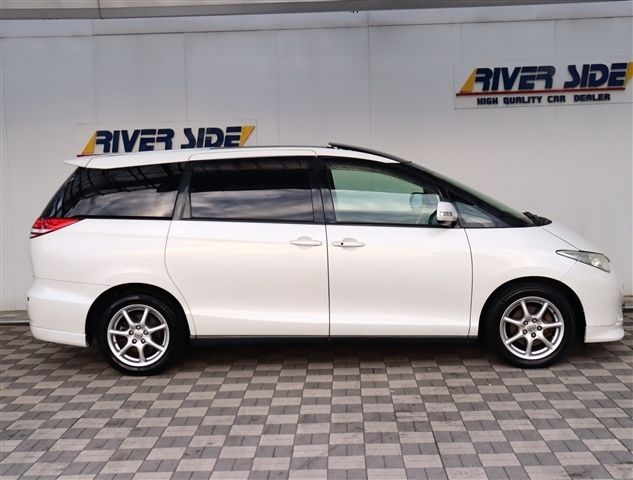 TOYOTA ESTIMA 2007 Image 31