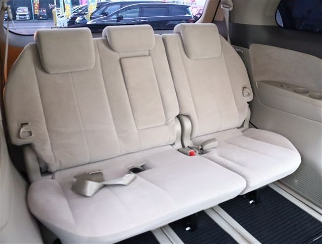 TOYOTA ESTIMA 2007 Image 31