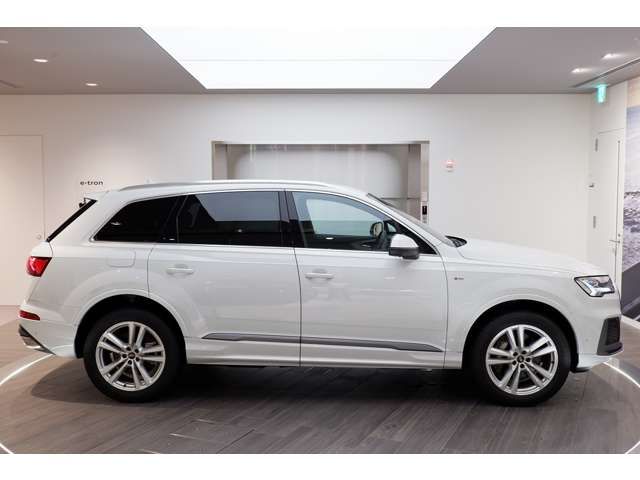 AUDI Q7 2025 Image 31