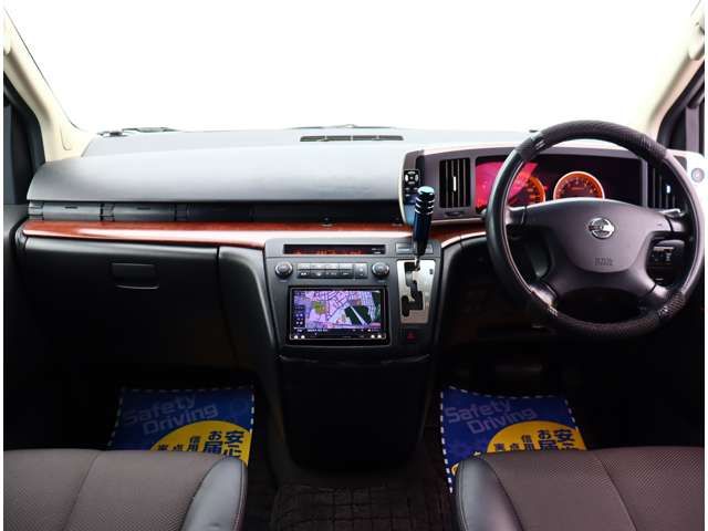 NISSAN ELGRAND 2006 Image 31