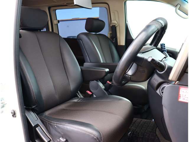 NISSAN ELGRAND 2006 Image 31
