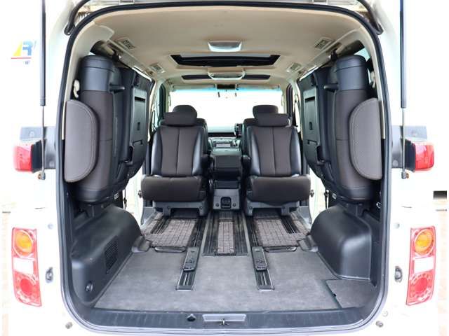 NISSAN ELGRAND 2006 Image 31