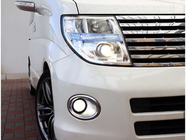 NISSAN ELGRAND 2006 Image 31