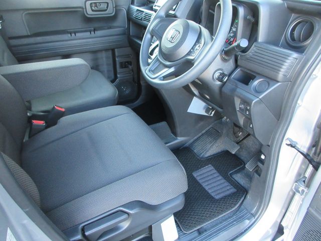 HONDA N-VAN 2019 Image 31