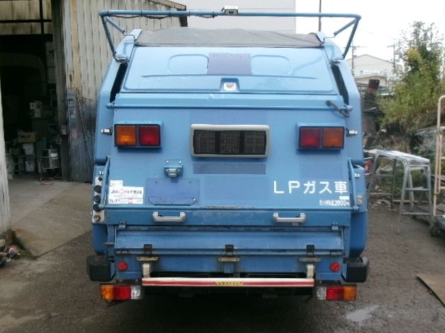 HINO DUTRO 2013 Image 31