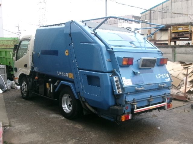 HINO DUTRO 2013 Image 31
