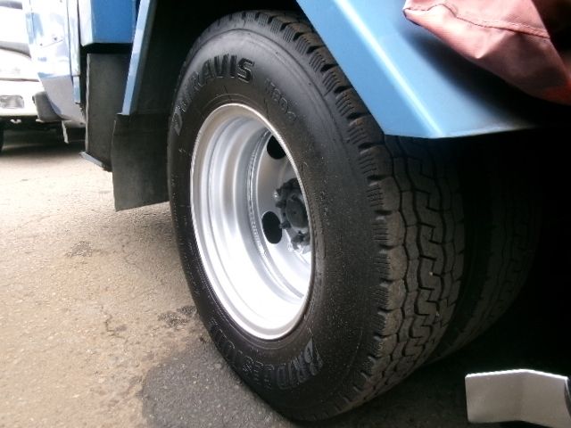 HINO DUTRO 2013 Image 31