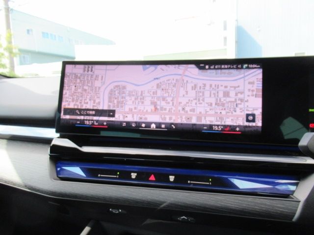 BMW 5SERIES SEDAN 2025 Image 31