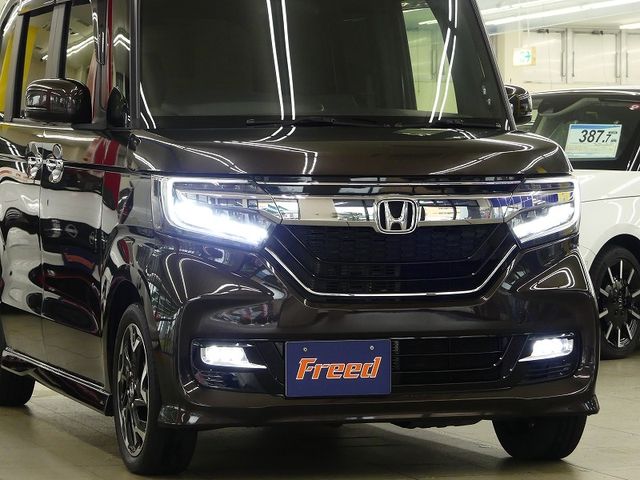 HONDA N BOX CUSTOM 2020 Image 31