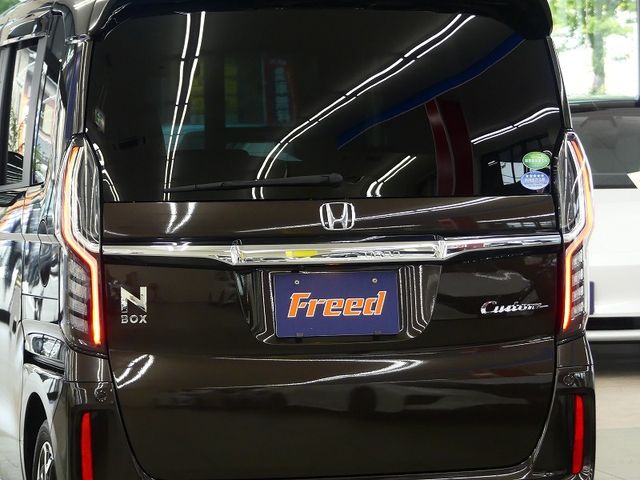 HONDA N BOX CUSTOM 2020 Image 31