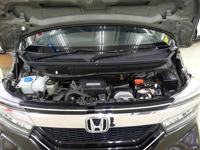 HONDA N BOX CUSTOM 2020 Image 31