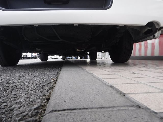 TOYOTA HIACE VAN 4WD 2019 Image 31