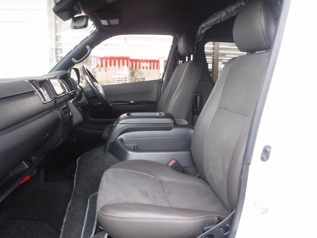 TOYOTA HIACE VAN 4WD 2019 Image 31