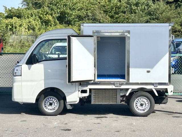 DAIHATSU HIJET TRUCK 4WD 2021 Image 31