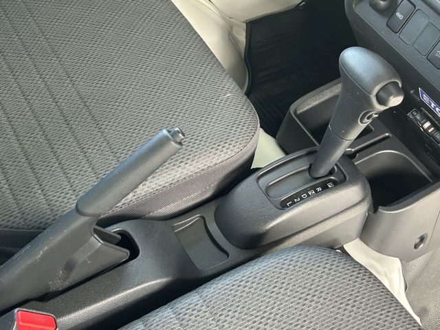 DAIHATSU HIJET TRUCK 4WD 2021 Image 31